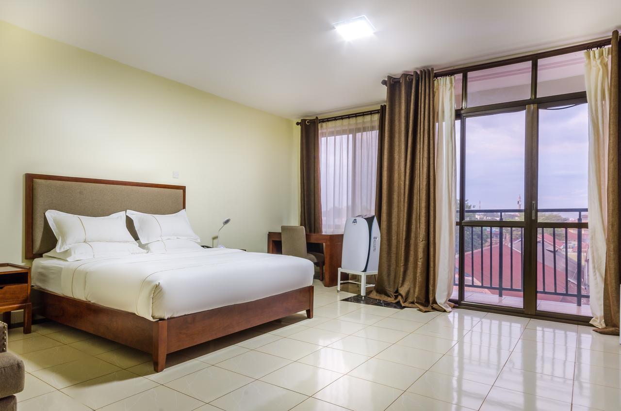 Igar Plaza Hotel Jinja Exteriér fotografie